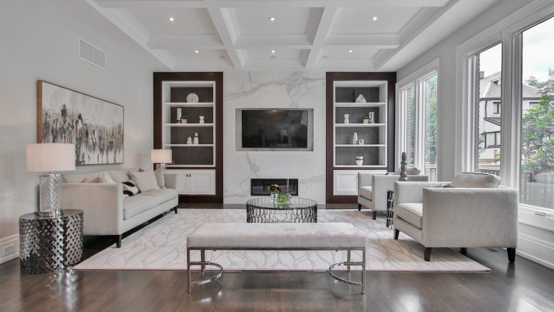 Comment se servir d'un balai serpillère ?